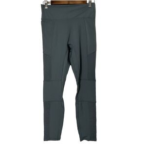 Fabletics Stormcloud High-Waisted Motion365+Moto Grey Pocket Leggings Size Large